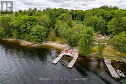 4018 ISLAND 980 / DEER ISLAND | Honey Harbour Ontario | Slide Image Five