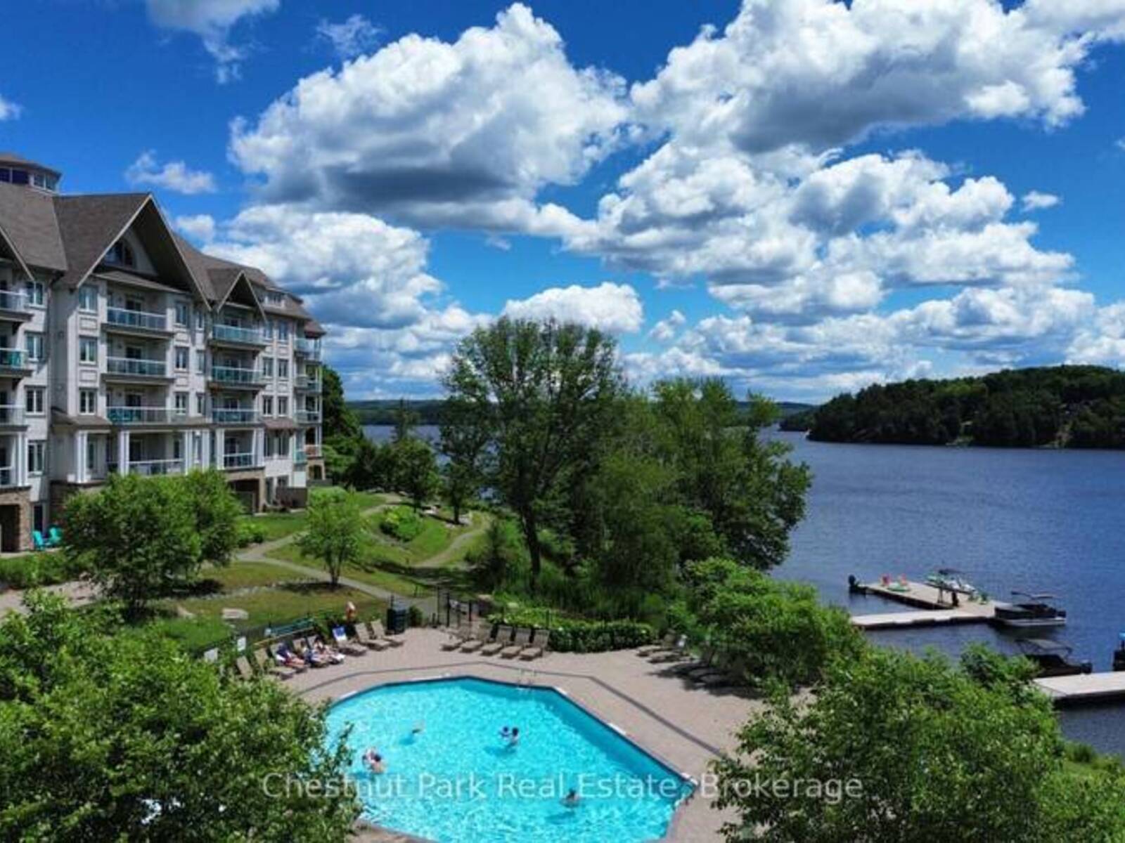 316 - 25 PEN LAKE POINT ROAD, Huntsville, Ontario P1H 1A9