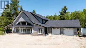 62 CAPE HURD ROAD | Tobermory Ontario | Slide Image Forty-one