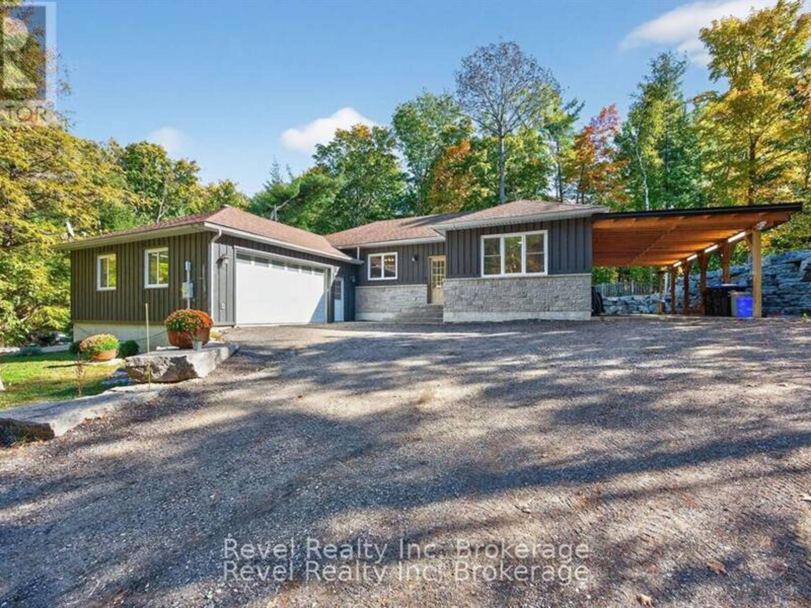 683 LAFONTAINE ROAD W, Tiny, Ontario L9M 0L6
