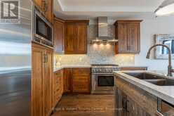 280 SUNSET BOULEVARD | Thornbury Ontario | Slide Image Fifteen