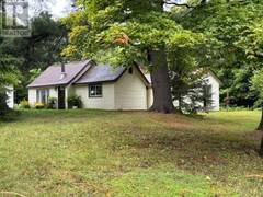 2843 592 HIGHWAY Emsdale Ontario, P0A 1J0