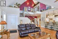 2411 HWY. 118 E. HIGHWAY | Bracebridge Ontario | Slide Image Nine