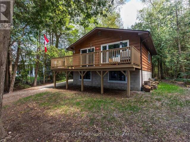 24 MIRAMICHI BAY ROAD Port Elgin Ontario, N0H 2C6 - 3 Bedrooms Waterfront Home For sale