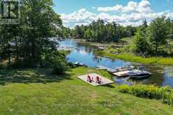 2974 ISLAND 1040 | Honey Harbour Ontario | Slide Image One