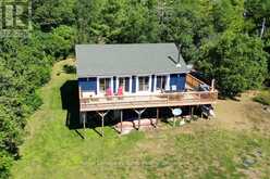 2974 ISLAND 1040 | Honey Harbour Ontario | Slide Image Twenty