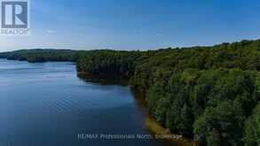1484-3 WEST OXBOW LAKE ROAD | Huntsville Ontario | Slide Image Sixteen