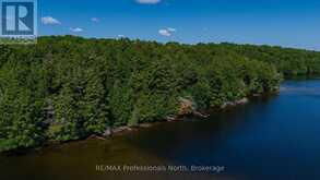 1440-6 WEST OXBOW LAKE ROAD | Huntsville Ontario | Slide Image Thirteen
