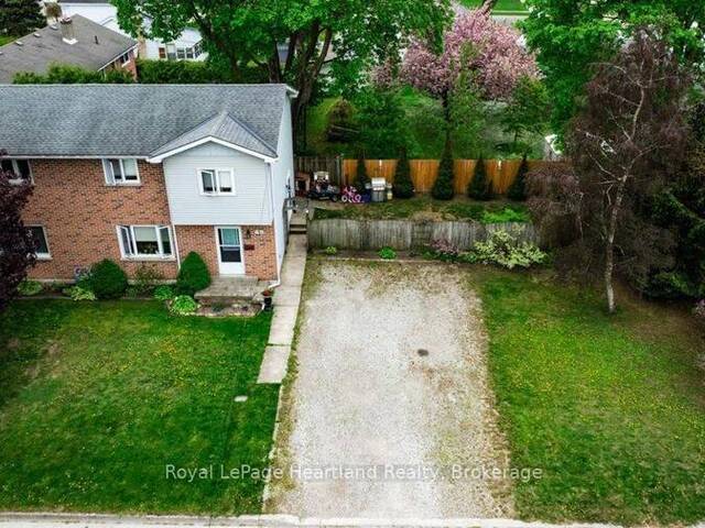 49 WELLINGTON STREET W Exeter Ontario, N0M 1S2 - 3 Bedrooms Home For Sale
