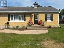 408 MCNAB STREET | Walkerton Ontario | Slide Image One