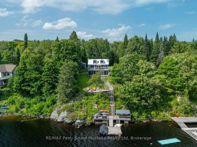 16 GOLDEN HORSESHOE LANE Carling Ontario, P0G 1G0 - 4 Bedrooms Waterfront Home For sale