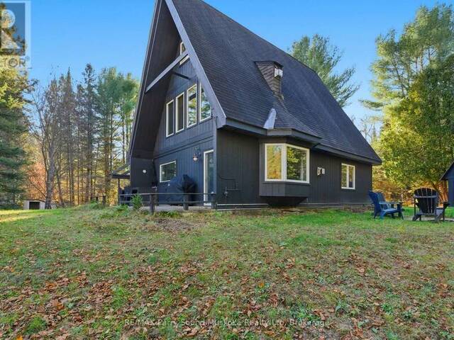 39 GROEGER ROAD Huntsville Ontario, P1H 2J4 - 4 Bedrooms Waterfront Home For sale