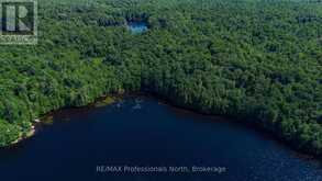 4 STONE GATE LANE | Bracebridge Ontario | Slide Image Four