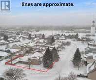 750 MCPHERSON CRESCENT | Kincardine Ontario | Slide Image Ten