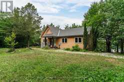 390 ISLAND 360 ISLAND | Port Severn Ontario | Slide Image Eleven