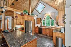 390 ISLAND 360 ISLAND | Port Severn Ontario | Slide Image Twelve
