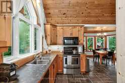 390 ISLAND 360 ISLAND | Port Severn Ontario | Slide Image Thirteen