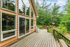 390 ISLAND 360 ISLAND | Port Severn Ontario | Slide Image Four