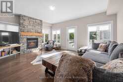 45 ROCKMOUNT CRESCENT | Gravenhurst Ontario | Slide Image One
