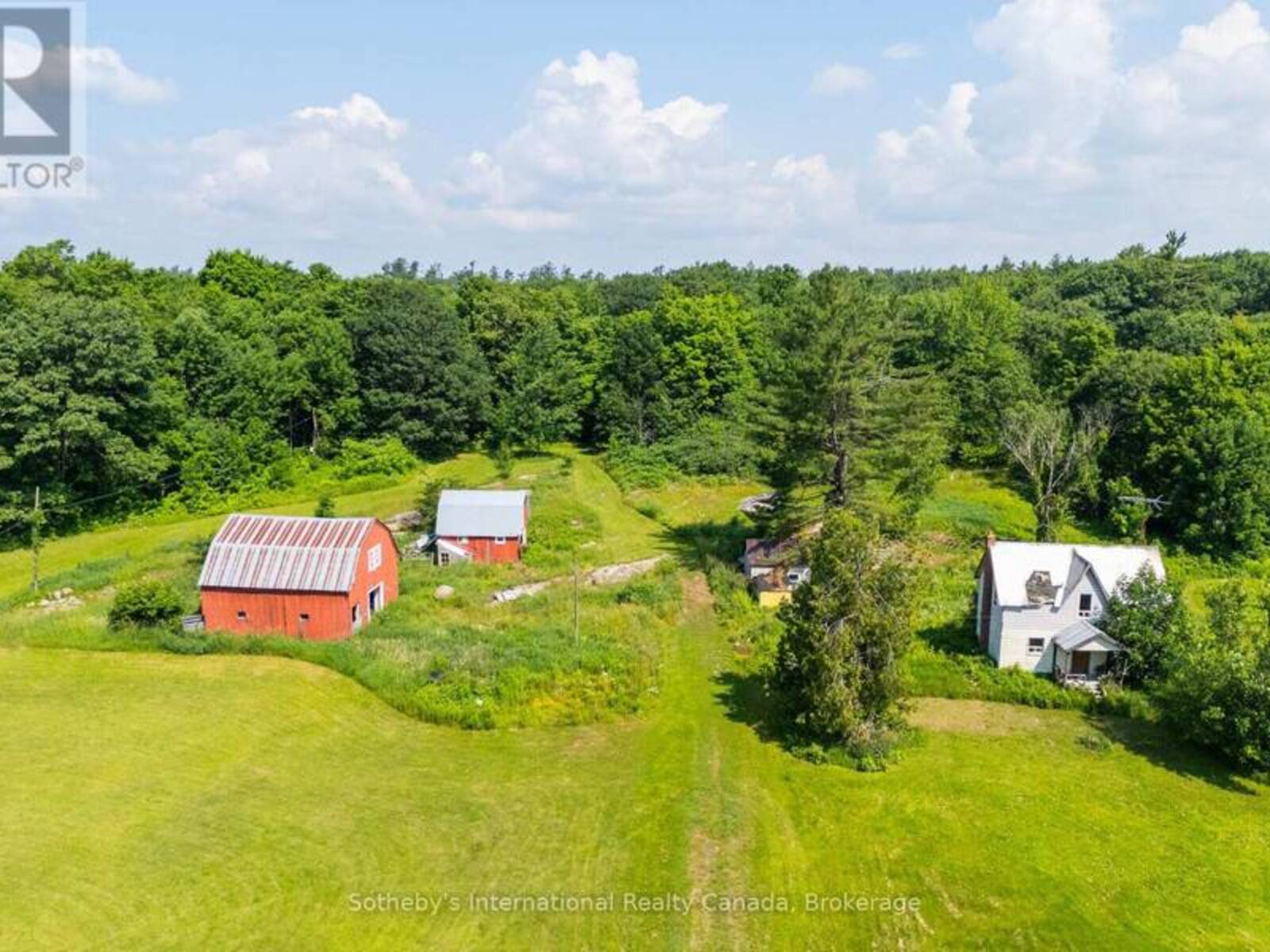 1316 GRAHAM ROAD, Gravenhurst, Ontario P0E 1N0