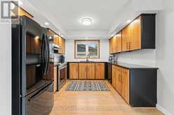 222 PENETANGORE ROW | Kincardine Ontario | Slide Image Nine