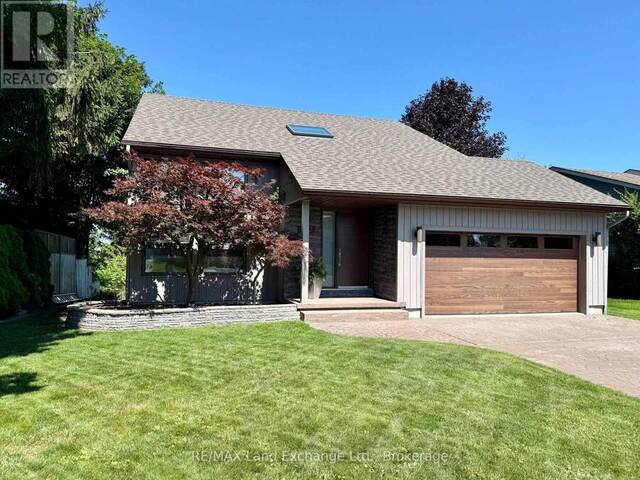 222 PENETANGORE ROW Kincardine Ontario, N2Z 2P6 - 3 Bedrooms Home For Sale