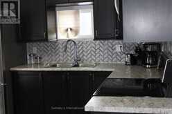 A&B - 218 FIFTH STREET | Collingwood Ontario | Slide Image Eight