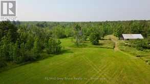 61 CRAWFORD DRIVE | Georgian Bluffs Ontario | Slide Image Twelve
