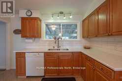 1981 HORSESHOE LAKE ROAD | Minden Hills Ontario | Slide Image Ten