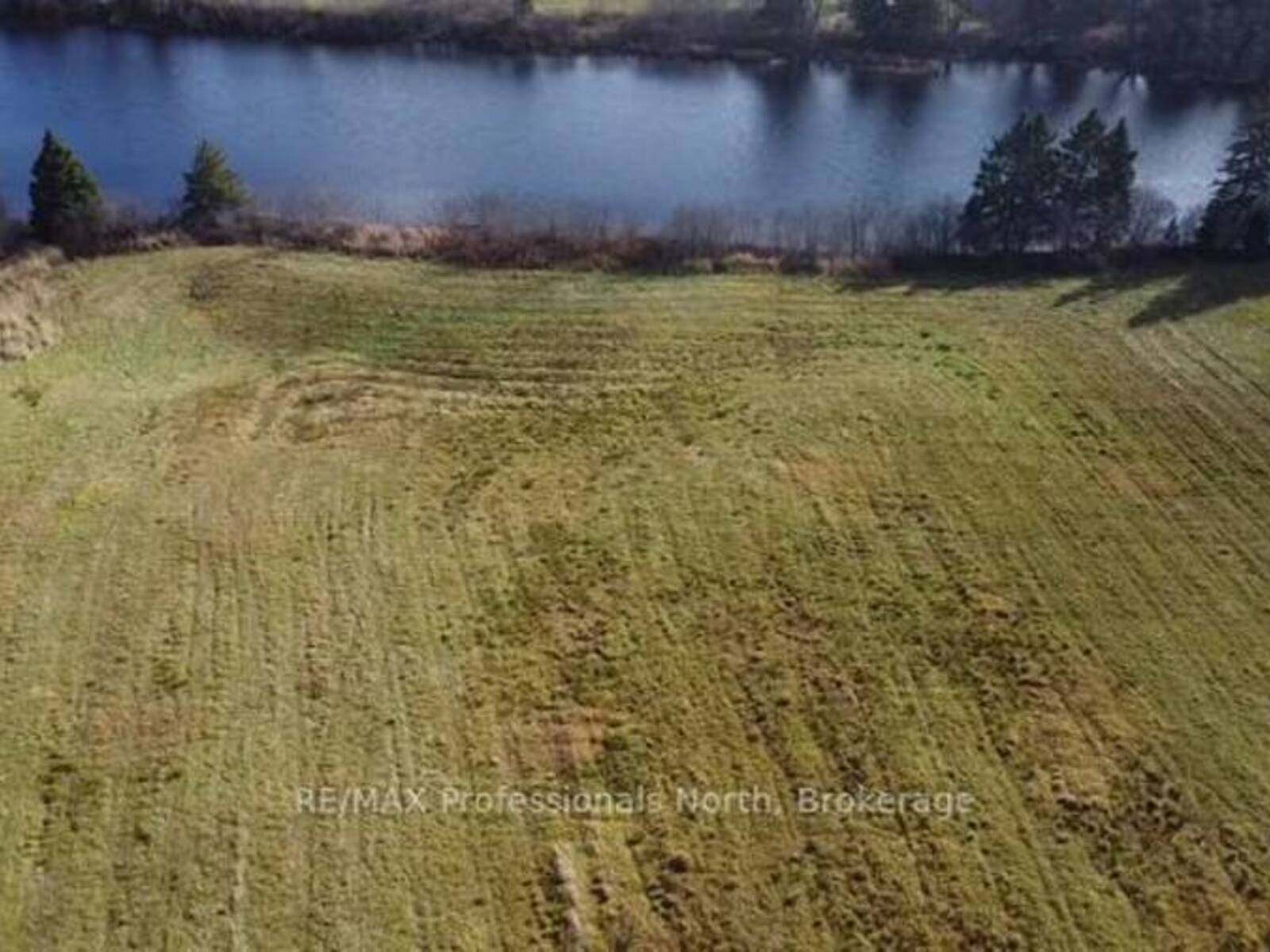 1088 NORTH MARY LAKE ROAD, Huntsville, Ontario P1H 2J3