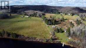 1088 NORTH MARY LAKE ROAD | Huntsville Ontario | Slide Image Eight