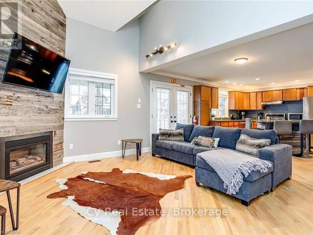 102 LIISA'S LANE The Blue Mountains Ontario, L9Y 3Z2 - 4 Bedrooms Home For Sale