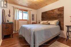 3098 ISLAND 1040 | Honey Harbour Ontario | Slide Image Fifteen