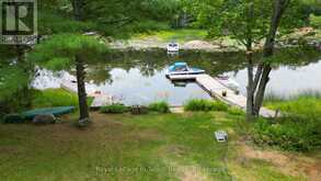 3098 ISLAND 1040 | Honey Harbour Ontario | Slide Image Thirty-five