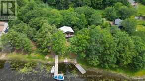 3098 ISLAND 1040 | Honey Harbour Ontario | Slide Image Thirty-eight