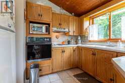 3098 ISLAND 1040 | Honey Harbour Ontario | Slide Image Four