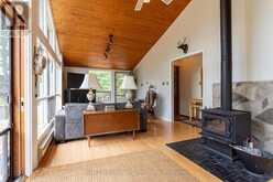 3098 ISLAND 1040 | Honey Harbour Ontario | Slide Image Six