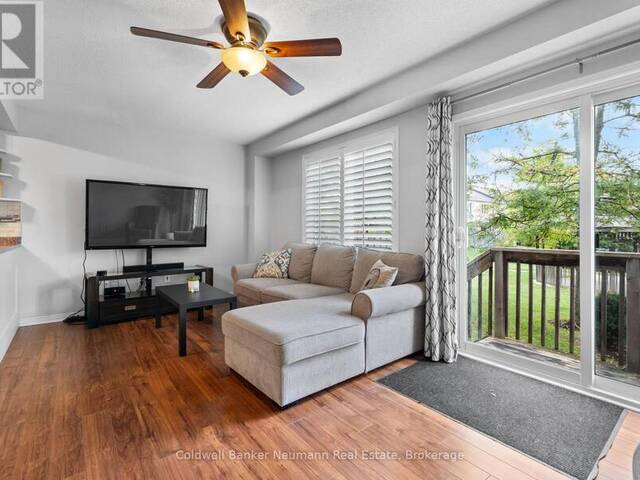 71 - 1035 VICTORIA ROAD S Guelph Ontario, N1L 0H5 - 3 Bedrooms Condo For Sale