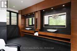 300 WEST BROWNS ROAD | Huntsville Ontario | Slide Image Eleven