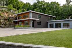 300 WEST BROWNS ROAD | Huntsville Ontario | Slide Image Thirty
