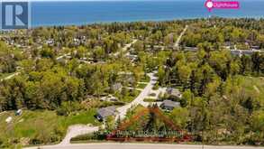 121 ONANDAGO PLACE | Ripley Ontario | Slide Image Three