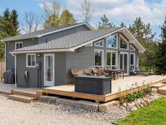 3 CATHCART STREET Kincardine Ontario, N2Z 2X6