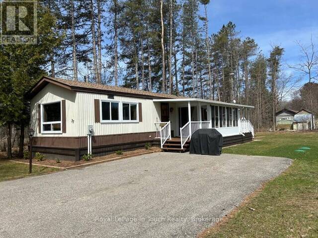 37 - 5263 ELLIOTT SIDE ROAD Midland Ontario, L4R 4K3 - 2 Bedrooms Home For Sale