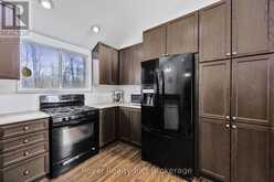158 DESROCHES TRAIL | Tiny Ontario | Slide Image Three