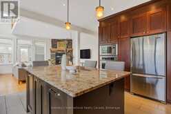 2 SWAN LANE | Tay Ontario | Slide Image Eight