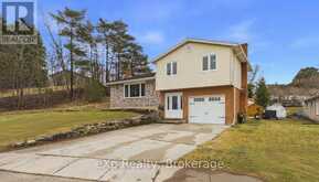 1 CENTENNIAL DRIVE | Walkerton Ontario | Slide Image Three