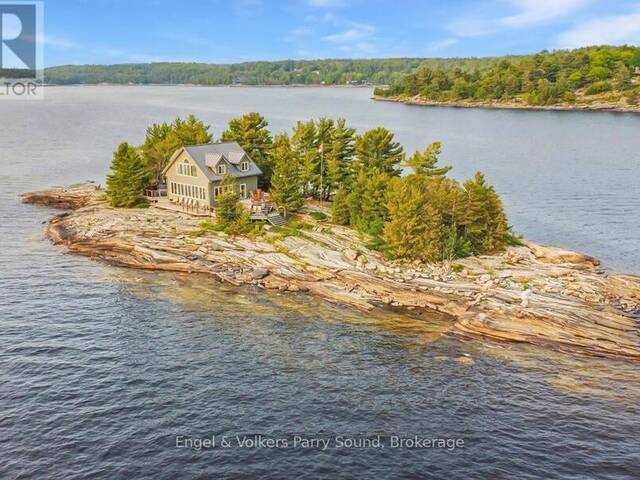 1 THREE TREE ISLAND Carling Ontario, P0G 1G0 - 4 Bedrooms Waterfront Home For sale