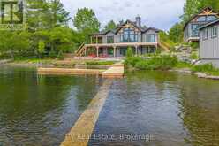 1111 LAKESHORE DRIVE | Gravenhurst Ontario | Slide Image Forty-three