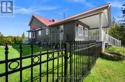 80 COREY CRESCENT | Tobermory Ontario | Slide Image Five