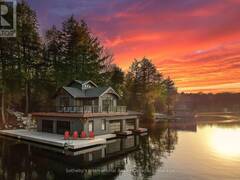 4A - 1316 EAST BAY ROAD Muskoka Lakes Ontario, P0C 1M0